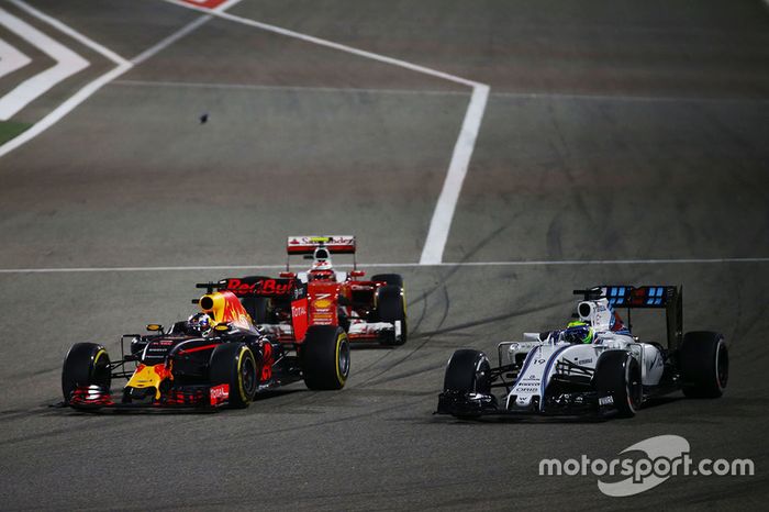 Kimi Raikkonen, Ferrari SF16-H, Daniel Ricciardo, Red Bull Racing RB12 y Felipe Massa, Williams FW38