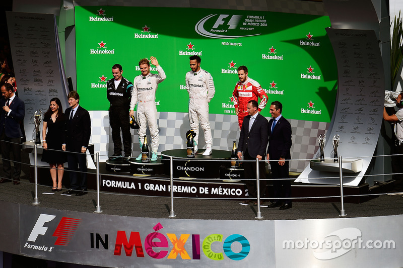 The podium (L to R): Nico Rosberg, Mercedes AMG F1, second; Lewis Hamilton, Mercedes AMG F1, race winner; Sebastian Vettel, Ferrari, third