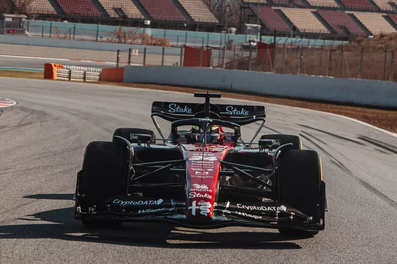 Shakedown de l'Alfa Romeo C43 à Barcelone
