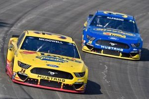 Michael McDowell, Front Row Motorsports, Ford Mustang Love's Travel Stops and Anthony Alfredo, Front Row Motorsports, Ford Mustang Speedco