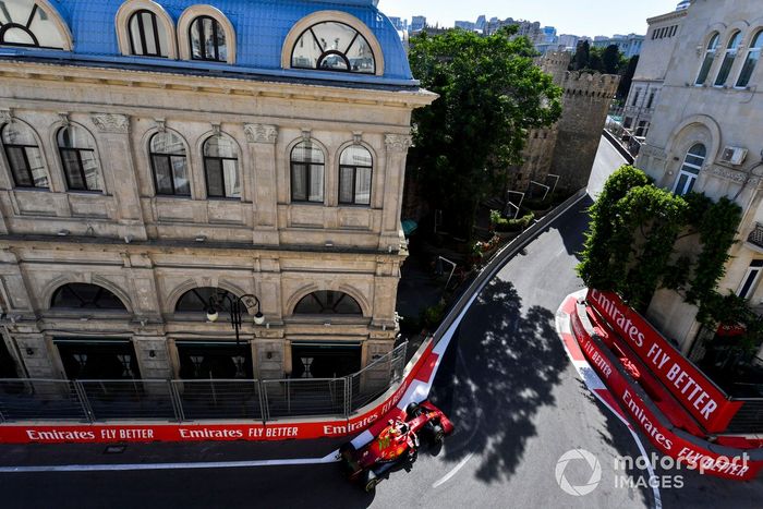Carlos Sainz Jr., Ferrari SF21
