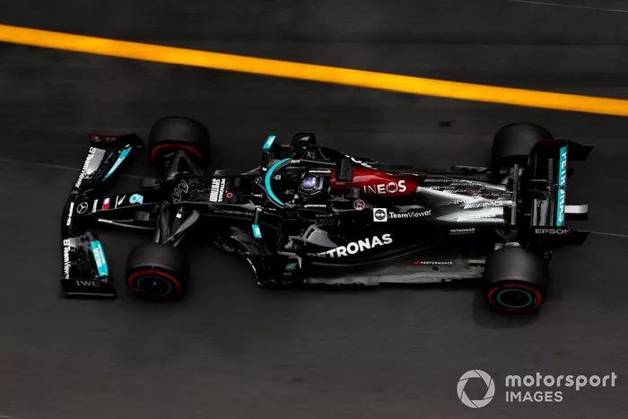 Lewis Hamilton, Mercedes W12