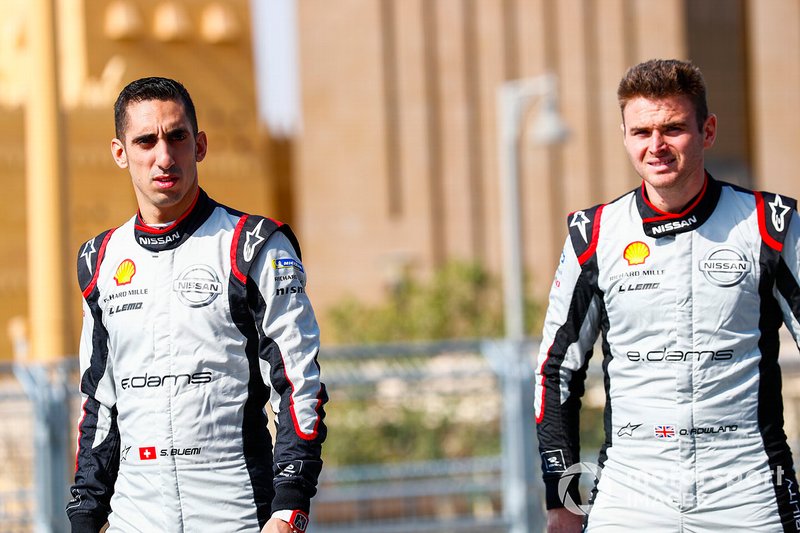Sébastien Buemi, Nissan e.Dams, Oliver Rowland, Nissan e.Dams, pose for a photo