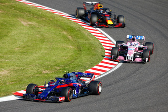 Pierre Gasly, Scuderia Toro Rosso STR13, Sergio Perez, Racing Point Force India VJM11, Daniel Ricciardo, Red Bull Racing RB14