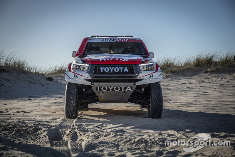 #302 Toyota Gazoo Racing Toyota Hilux: Giniel de Villiers, Dirk von Zitzewitz