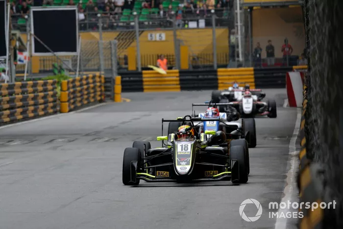 Callum Ilott, Carlin
