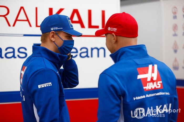 Mick Schumacher, Haas F1 Nikita Mazepin, Haas F1
