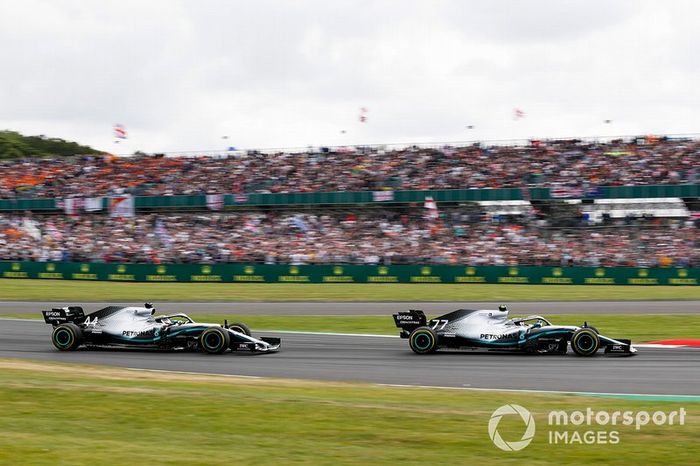 Valtteri Bottas, Mercedes AMG W10, Lewis Hamilton, Mercedes AMG F1 W10