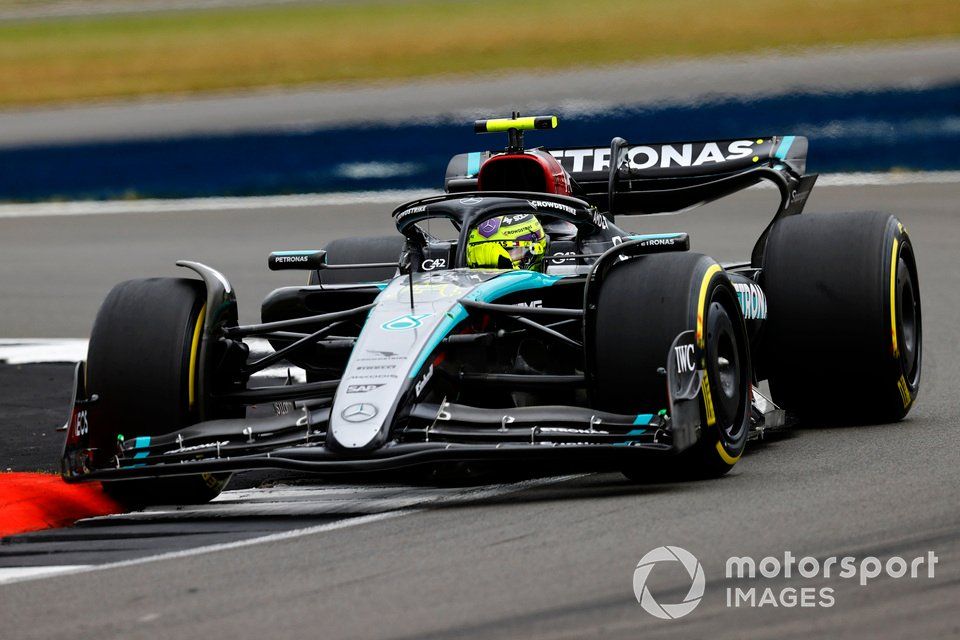 Lewis Hamilton, Mercedes F1 W15