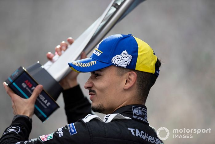 Podio: ganador Pascal Wehrlein, Porsche