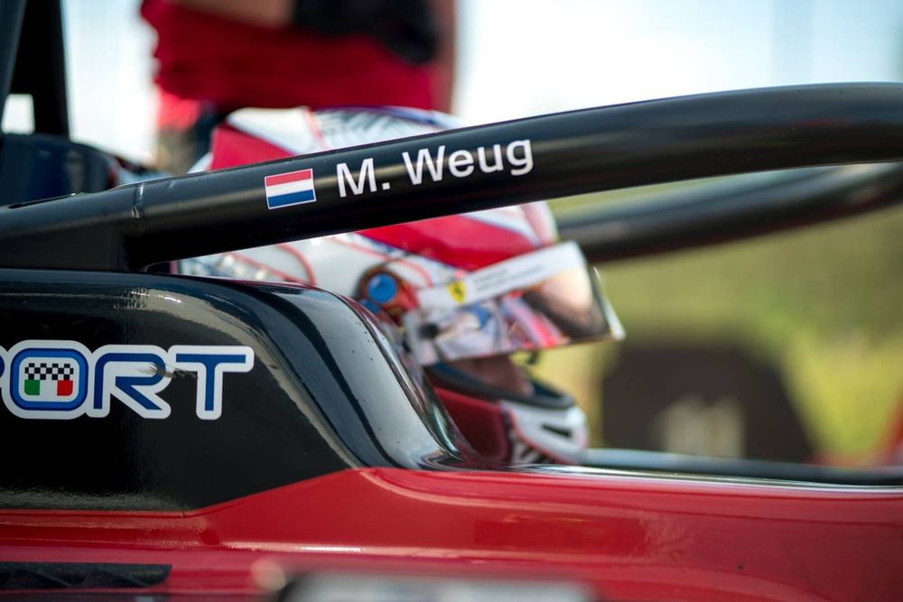 Weug rijdt momenteel in het Formula Regional European Championship.