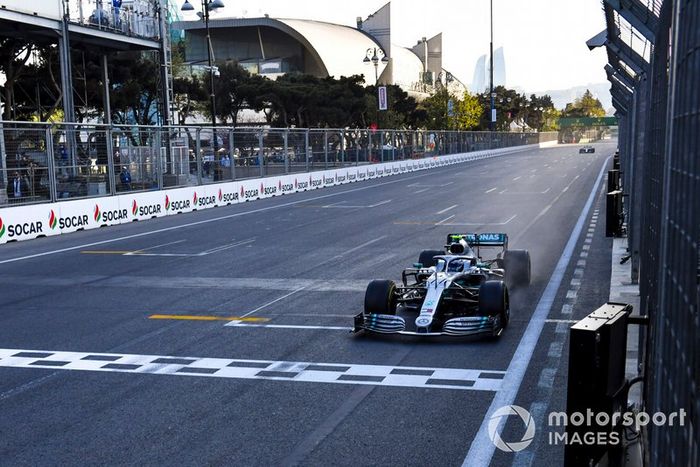 Mas não adiantou e Bottas foi o grande vencedor