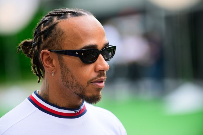 Lewis Hamilton, Mercedes W13