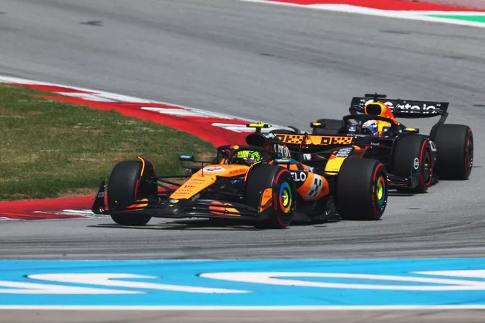 Lando Norris, McLaren, Max Verstappen, Red Bull Racing