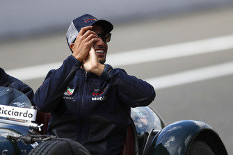 Daniel Ricciardo, Red Bull Racing, in the drivers parade