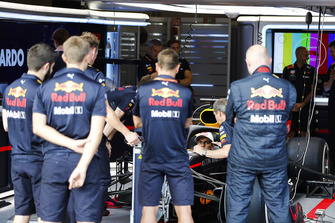 Pierre Gasly, Toro Rosso, met de Red Bull Racing RB14