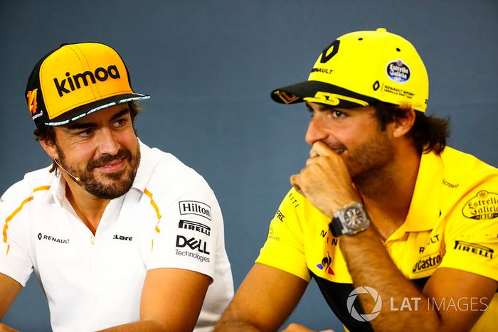 Fernando Alonso, McLaren, y Carlos Sainz Jr., Renault Sport F1 Team