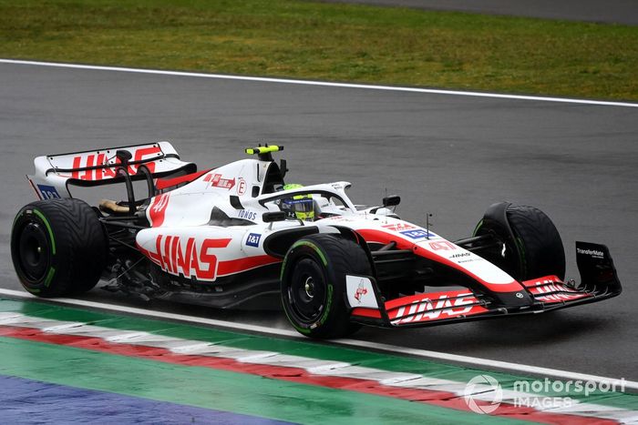 Mick Schumacher, Haas VF-22