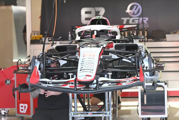Haas VF26، التفاصيل الفنية