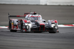 #8 Audi Sport Team Joest, Audi R18 e-tron quattro: Lucas di Grassi, Loic Duval, Oliver Jarvis