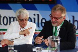 Bernie Ecclestone, Formel-1-Boss; Roberto Maroni, Ministerpräsident der Lombardei