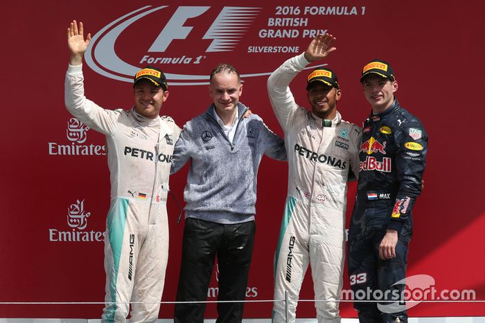 2016: Lewis Hamilton