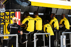 Пит-уолл Renault Sport F1 Team
