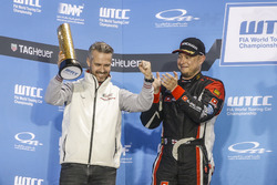 Podio: Tiago Monteiro, Honda Racing Team JAS, Honda Civic WTCC y Rob Huff, All-Inkl Motorsport, Citr