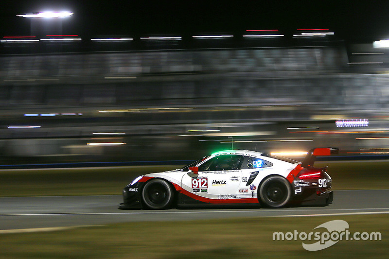 #912 Porsche Team North America Porsche 911 RSR: Gianmaria Bruni, Laurens Vanthoor, Earl Bamber