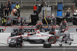 Will Power, Team Penske Chevrolet, pit stop