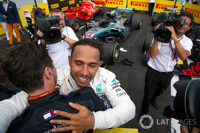 Lewis Hamilton, Mercedes-AMG F1 W09, celebra la victoria en el GP de Francia 2018