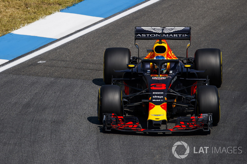 19: Daniel Ricciardo, Red Bull Racing RB14 (sin tiempo y con sanción por cambio de piezas del motor)