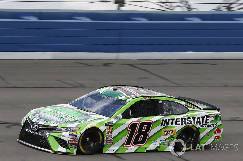 Kyle Busch, Joe Gibbs Racing, Toyota Camry M&M's