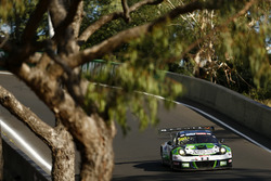#991 Craft Bamboo Racing Porsche 911 GT3 R: Earl Bamber, Kevin Estre, Laurens Vanthoor