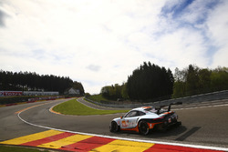 #86 Gulf Racing Porsche 911 RSR: Michael Wainwright, Ben Barker, Alex Davison