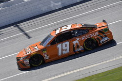 Daniel Suarez, Joe Gibbs Racing, Toyota Camry ARRIS