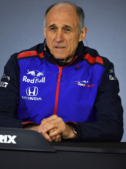 Franz Tost, director de Toro Rosso, en la rueda de prensa de la FIA