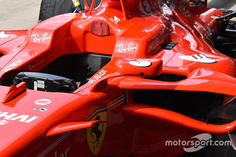 Mirror at the Ferrari SF70H of Kimi Raikkonen