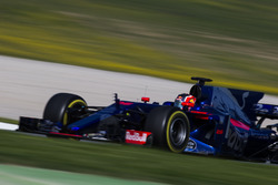 Daniil Kvyat, Scuderia Toro Rosso STR12