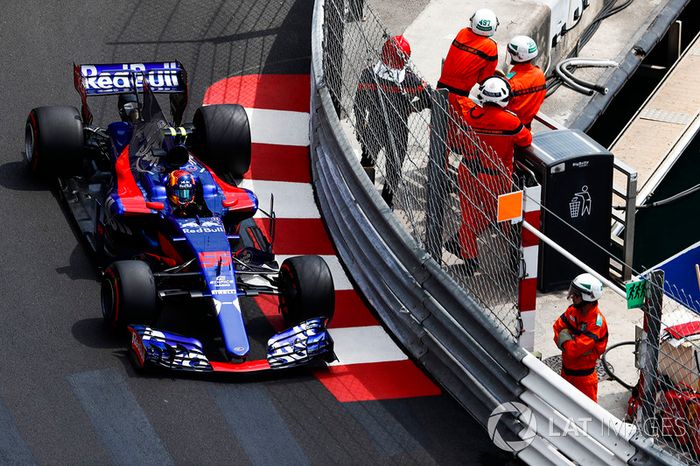 Carlos Sainz Jr., Scuderia Toro Rosso STR12