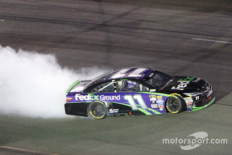 2016, Richmond 2: Denny Hamlin (Gibbs-Toyota)