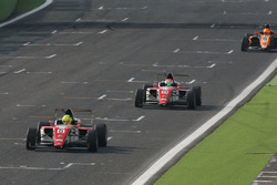 Mick Schumacher, Prema Powerteam precede il compagno di squadra Juri Vips, Prema Powerteam