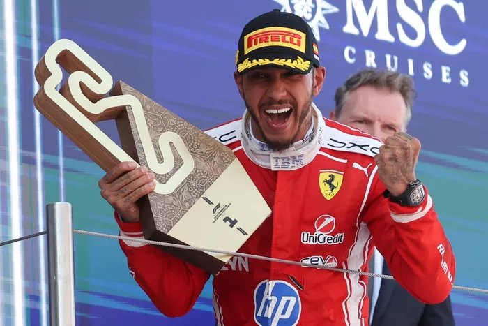 Lewis Hamilton (1 victoria)