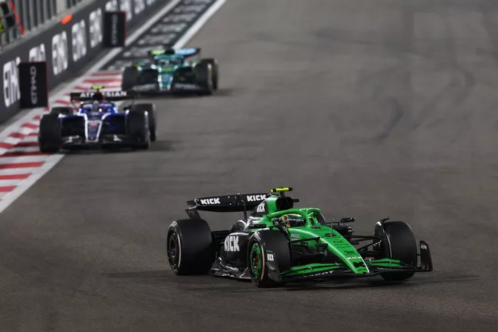 Carlos Sainz, Williams, Gabriel Bortoleto, Sauber
