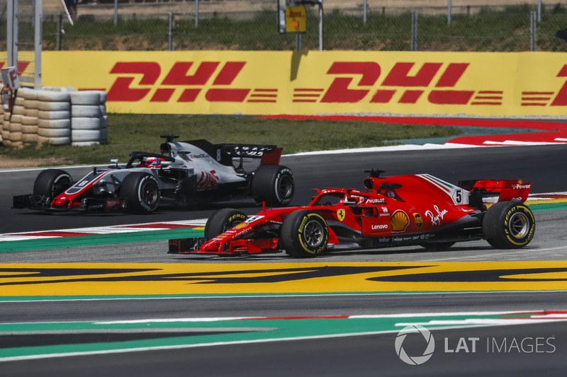 Sebastian Vettel, Ferrari SF71H se va de ancho