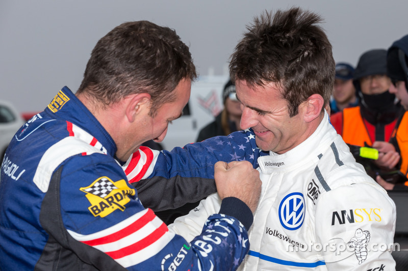 Winnaar #94 Romain Dumas, Volkswagen I.D. R Pikes Peak, Simone Faggioli