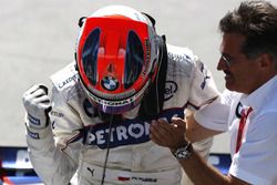 Mario Theissen, directeur, BMW Motorsport, le vainqueur Robert Kubica, BMW Sauber F1.08