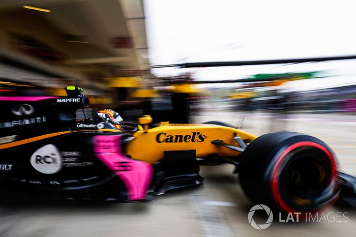 Carlos Sainz Jr., Renault Sport F1 Team RS17