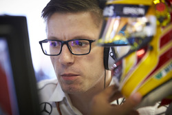 Andrew Shovlin, Mercedes AMG F1, Renningenieur; Toto Wolff, Mercedes-Motorsportchef