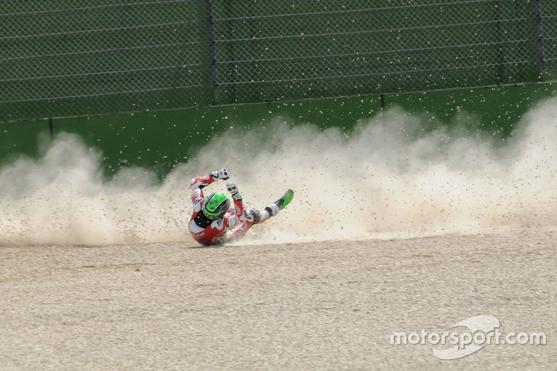 Аварія Юджина Лаверті, Milwaukee Aprilia World Superbike Team